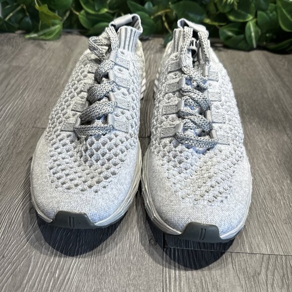 Nobull Unisex Knit Runner Gray Running Shoes Sneakers Size Men 8.5  W 10 main image 6